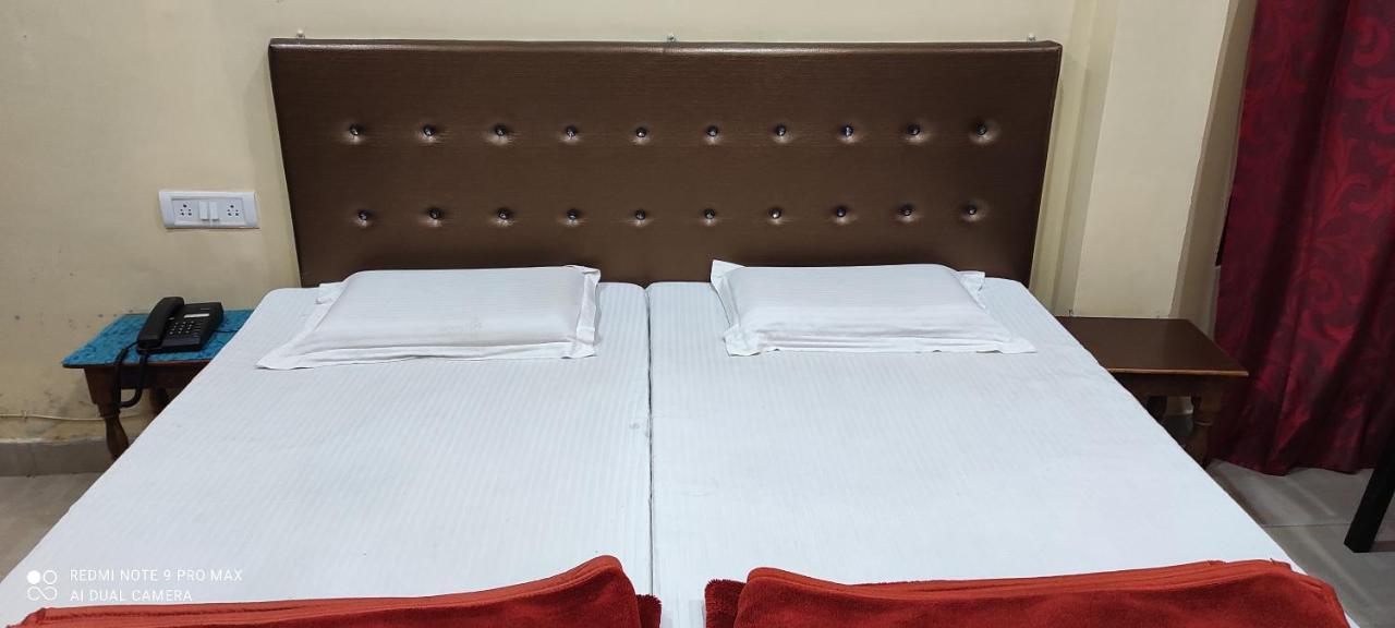 Hotel Avadh Balrāmpur 외부 사진