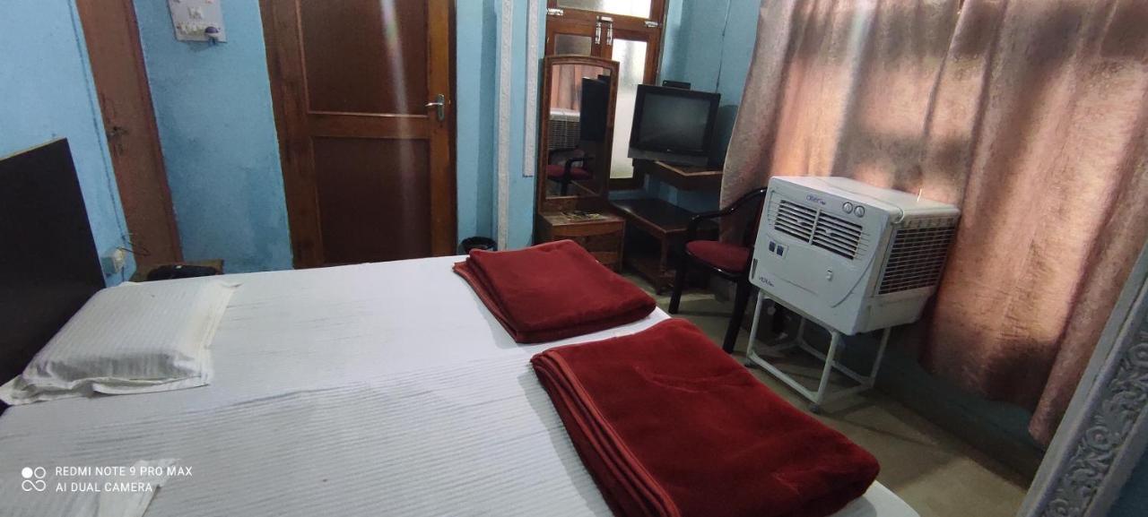 Hotel Avadh Balrāmpur 외부 사진